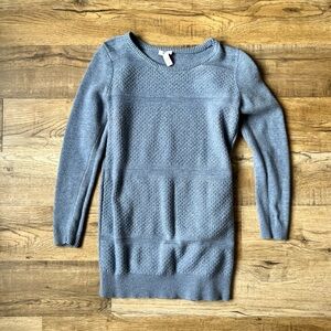 Knitted maternity sweater from Thyme Maternity, size sm